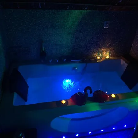 Appartamento Apartament Z Jacuzzi Dla Dwojga Przy Promenadzie *